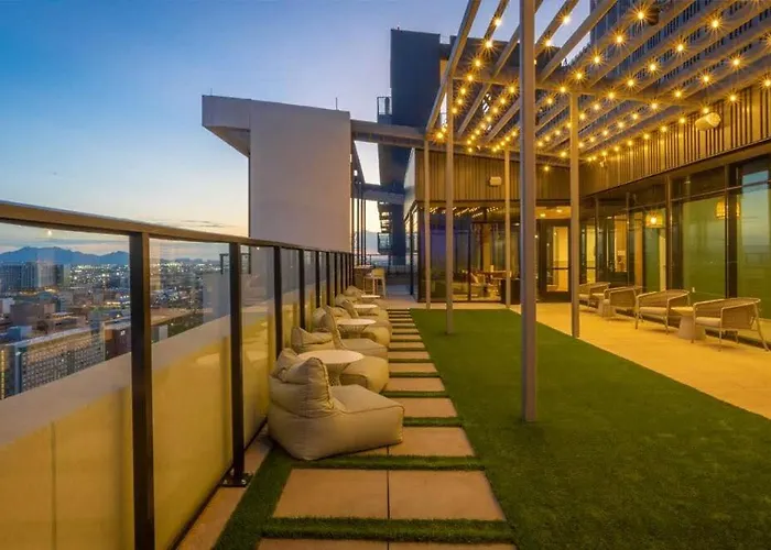 Boulevard Modern Highrise Stu Sky Pool Parking Gym 04 Phoenix